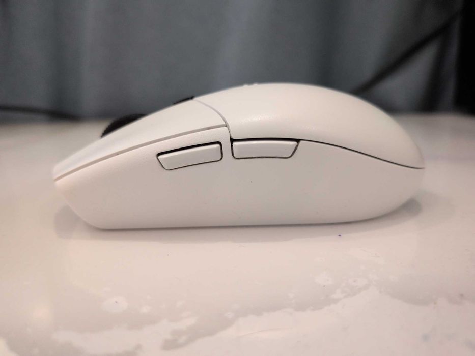 Logitech G305 Lightspeed безжична мишка, бяла, с USB приемник