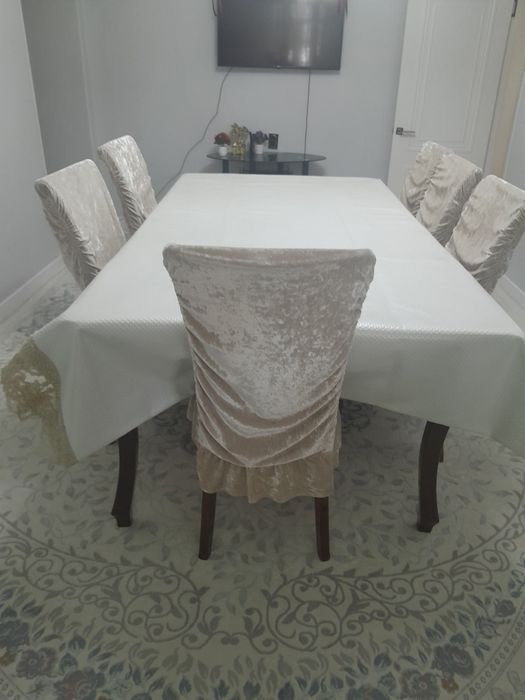 12 Стульясы бар столь сатылады