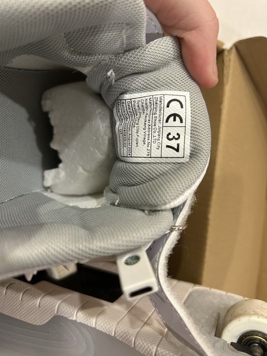 кроссовки с роликами