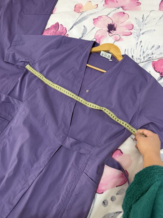 Costum medical lotus