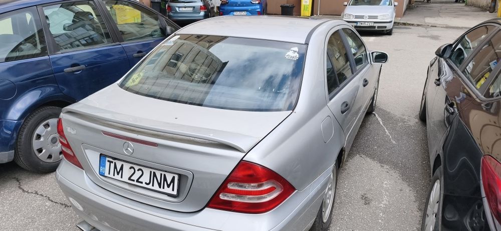 MERCEDES-BENZ C-Class 2004 — imagine 5