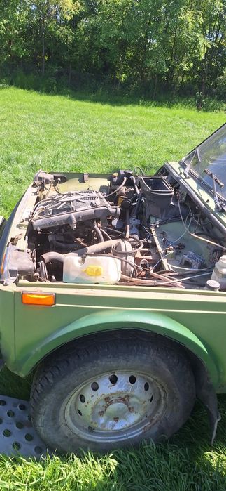 Lada Niva 1.7 benzina si 1.9 diesel