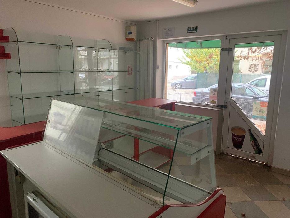 Apartanent/spatiu comercial 3 camere 60 mp Stadion