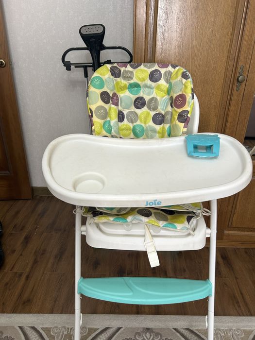 Продам детский столик