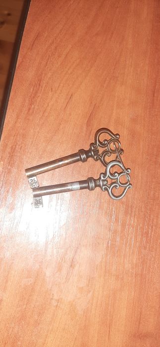 Шифонер сотилади