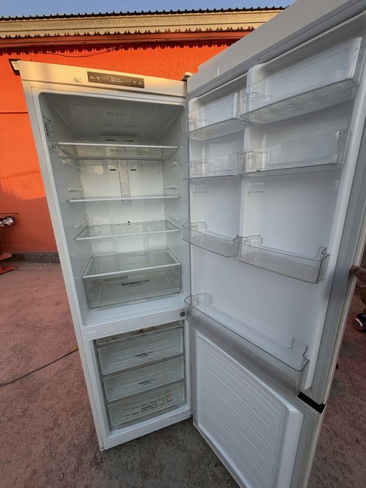 Холодильник продам