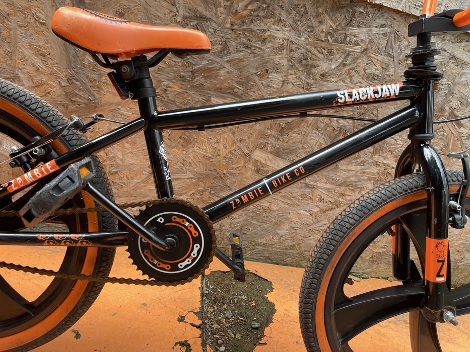 Bicicleta bmx zombie roti 20”