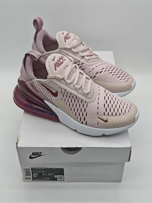Nike Air Max 270