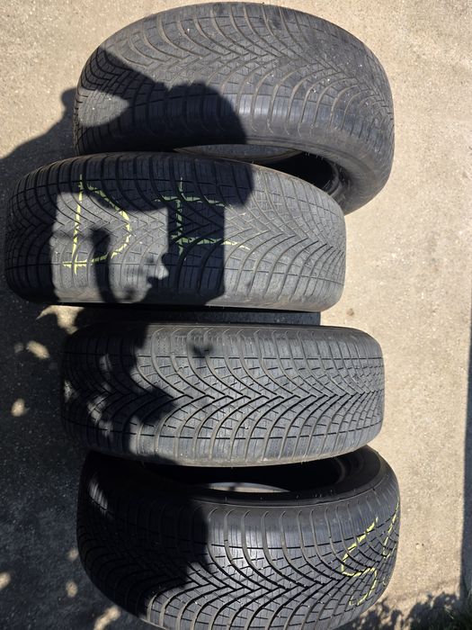 4 Anvelope Dunlop All Season 2XL M+S 215/60R17