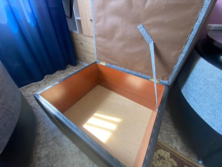 Продам мягкий уголок