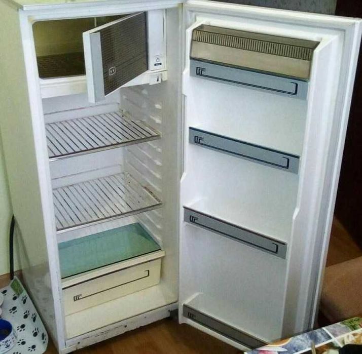 Холодильники  САРАТОВ 1524