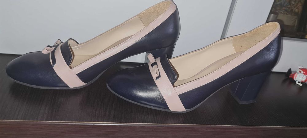 Incaltaminte de Dama marimea 39-40