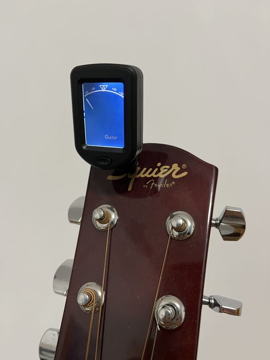 Комплект китара, кубе и аксесоари