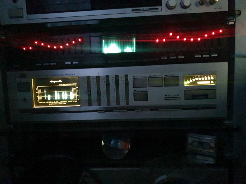 Vând equalizer modelADC SS-300 SL