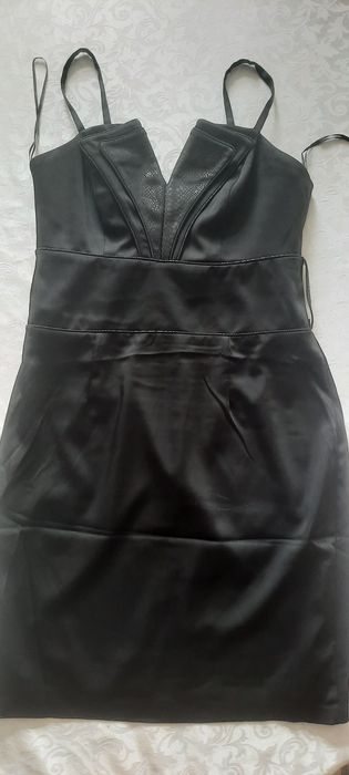Продам чёрное платье