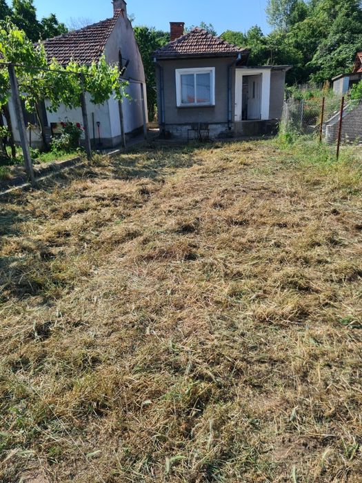 Продава се Къща в Лом - 35 кв.м за 715 €/кв.м - Снимка #1