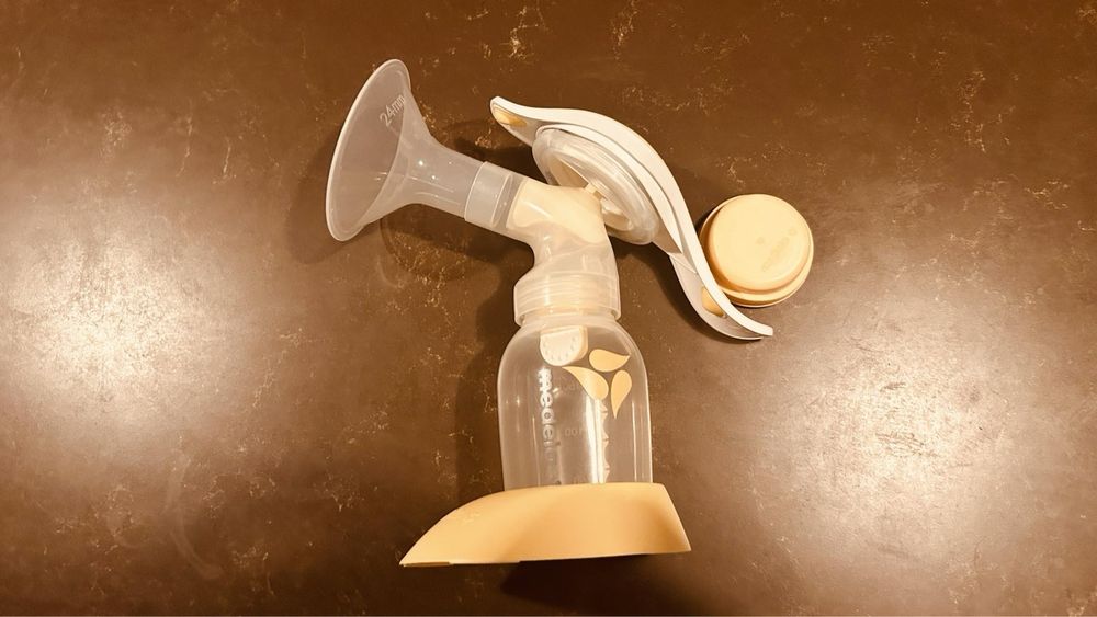 Ръчна помпа за кърма Medela