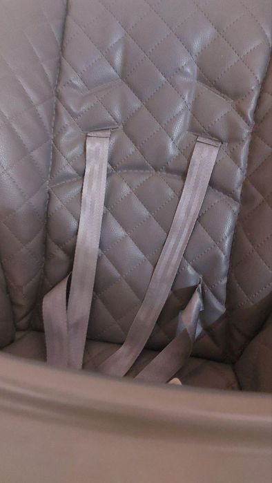 Стульчик для кормления Chico фирма