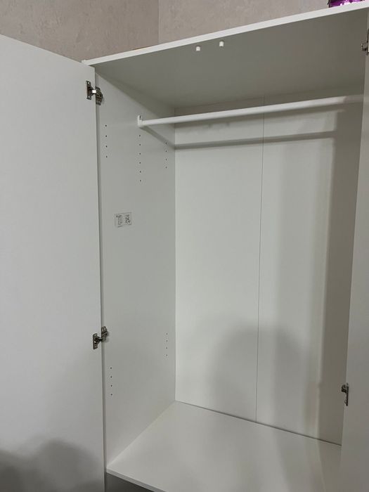 Продается детский распашной шкаф (IKEA)