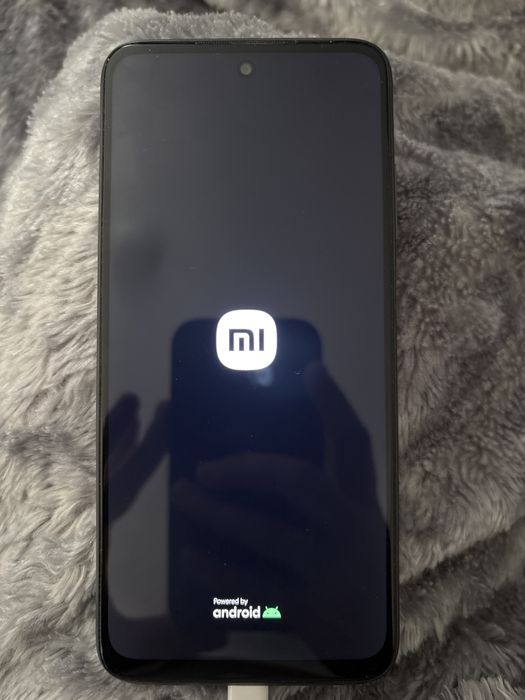 Продам смартфон редми 10