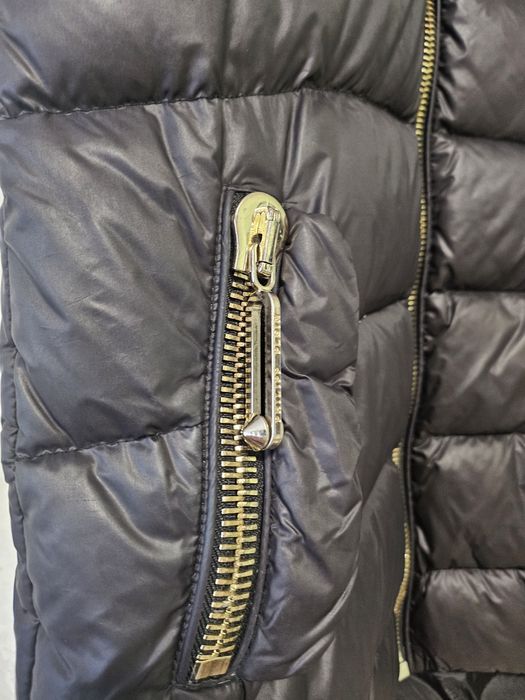 Елек Philip Plain M