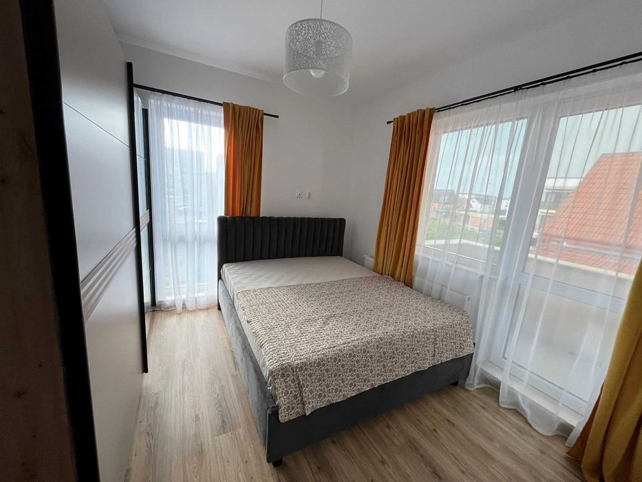 Apartament 2 camere, prima inchiriere, imobil tip casa, zona Coresi Tractorul