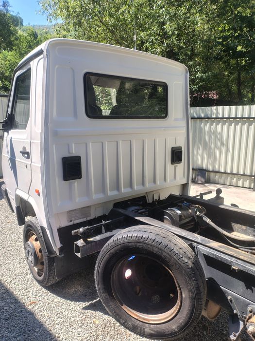 Vând Nissan trade 100, basculanta, motor 3000TD