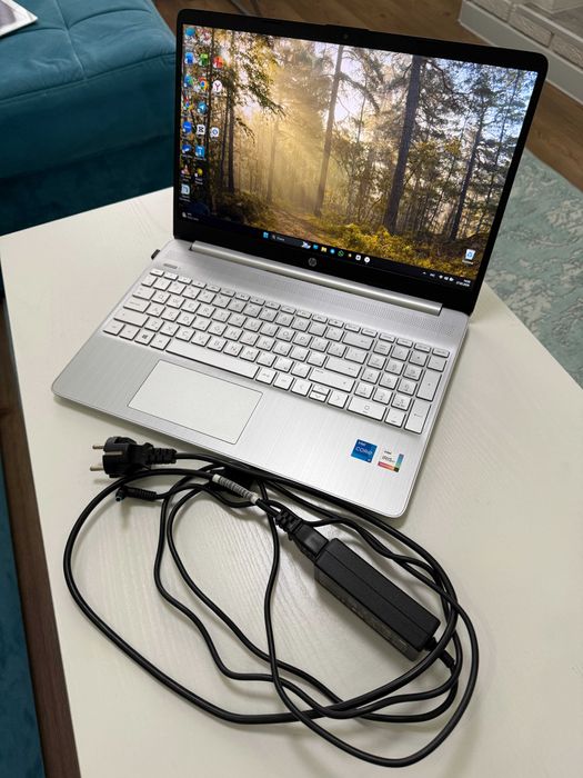 15.6" HP 15s-fq2026ur, Core i5, RAM 8ГБ, 512ГБ, Intel Iris Xe Graphics