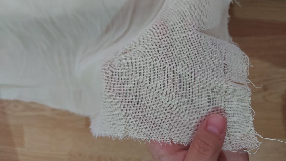 Бөз мата сатылады  45 м