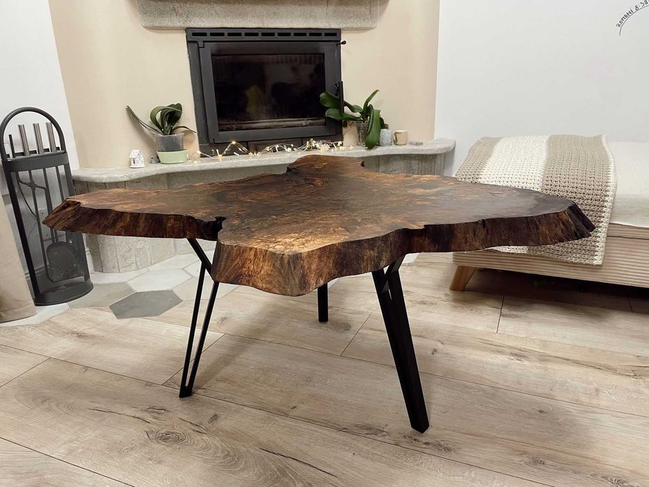 Masuta de cafea din lemn de nuc