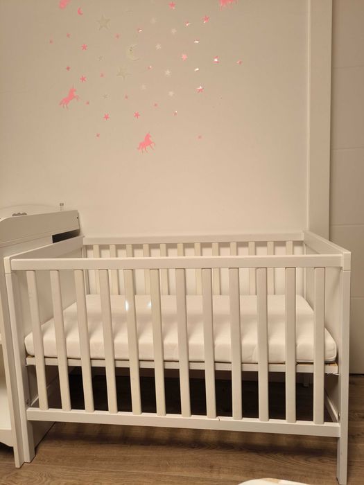 Pătuț Ikea sundvik