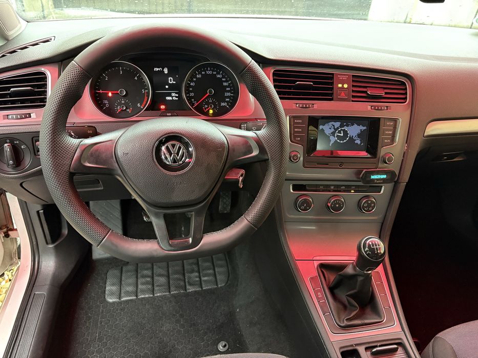 VOLKSWAGEN Golf 2014 — imagine 4