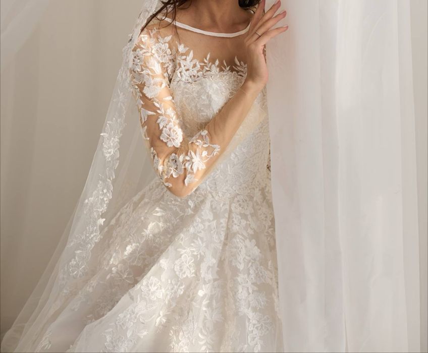 Продам платья для свадьбы и свадебное платье