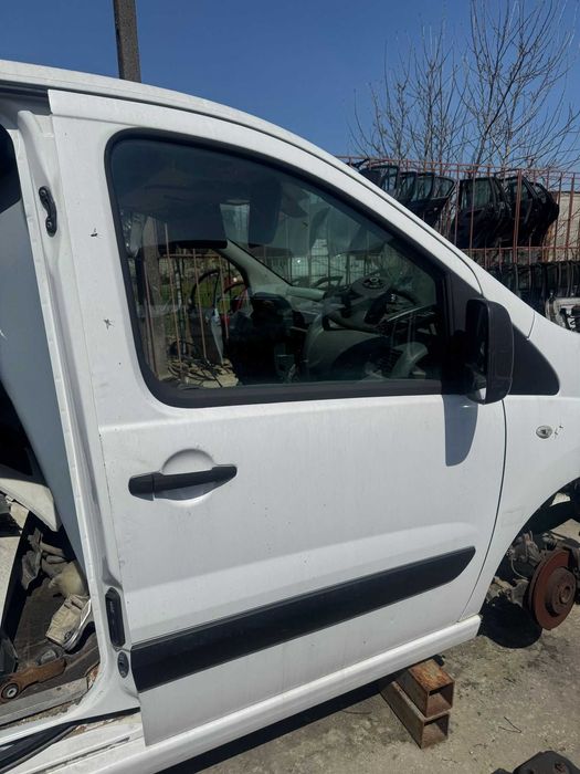 Usa Fata Dreapta Peugeot Expert Din 2015