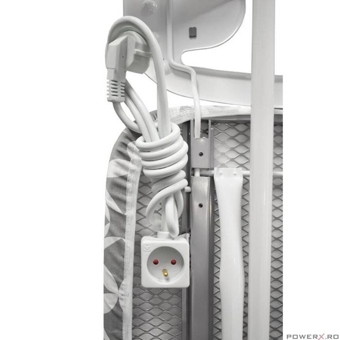 Masa de calcat 120 X 38 cm, cu suport pentru fierul de calcat, priza,