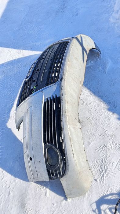 Бампер А, 8. Д3.  в хорошем состоянии