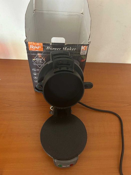 Sandwich maker, aparat pentru facut burger, 600 W, negru