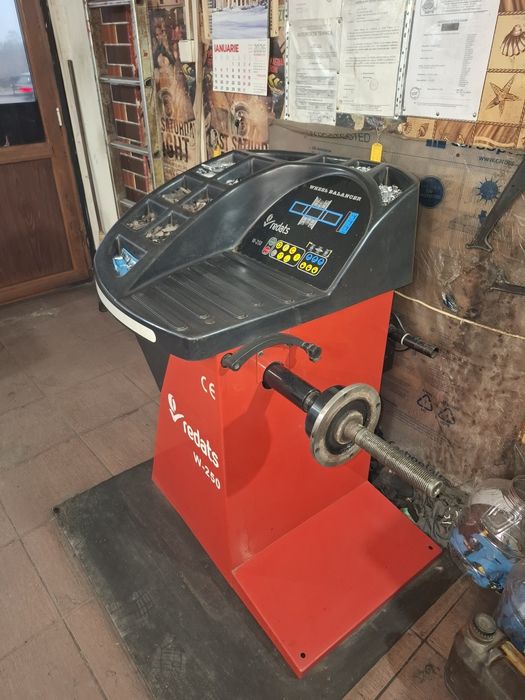 Masina echilibrat roti 3400 lei