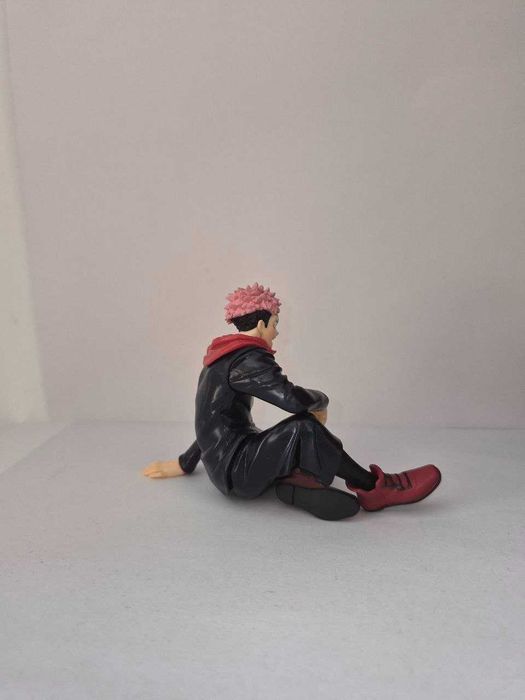 Itadori figure new without box