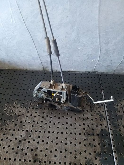 Broasca usa dreapta fata hyundai i10 1 pa