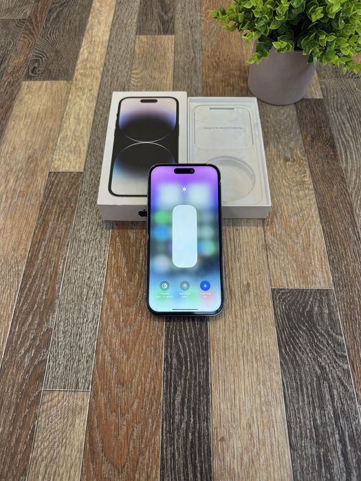 Продам iPhone 14 Pro 256GB