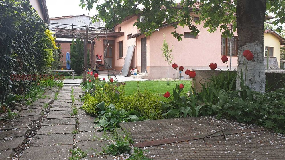 Продава се Къща в София, Димитър Миленков - 100 кв.м за 2500 €/кв.м - Снимка #1