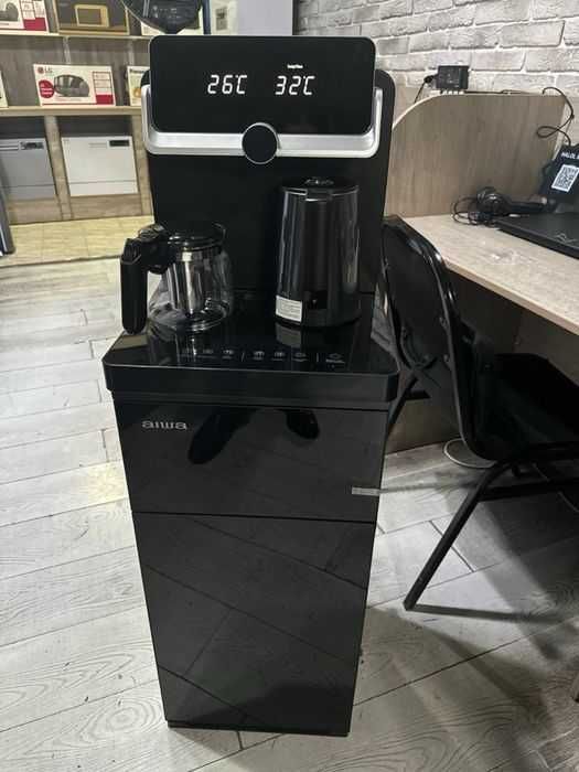 Aiwa  B9 Кулер с чайниками сенсорный экран  нижняя загрузка