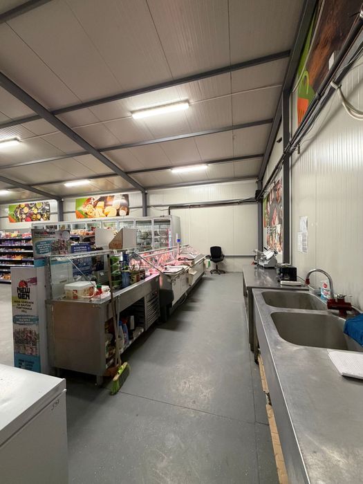 Spatiu comercial de vanzare/inchiriat