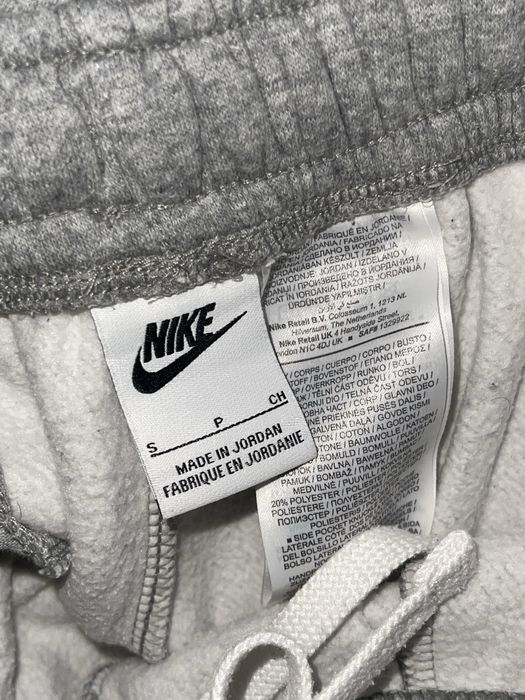 Pantaloni Scurti Nike Gri