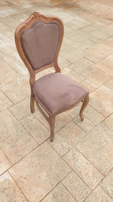 Scaune lemn masiv, tapitate