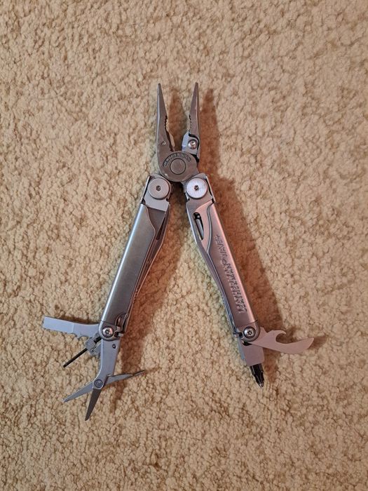 Продам мультитул Leatherman Wave Plus