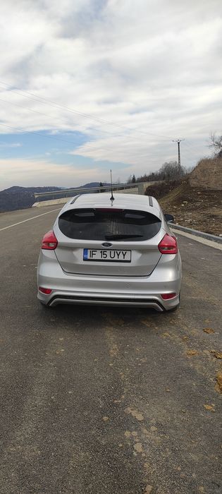 FORD Focus 1.0 EcoBoost ST-Line