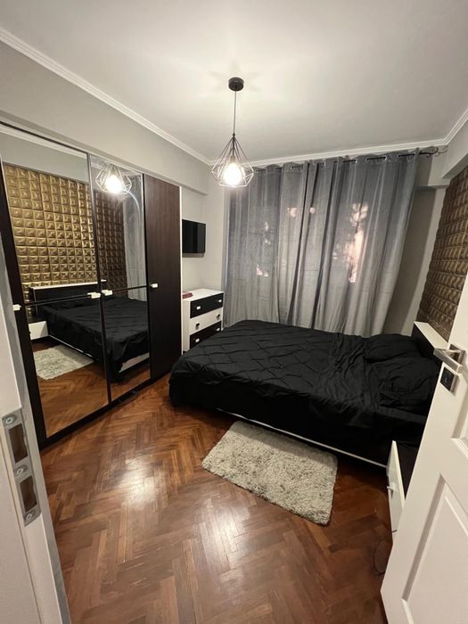 Vand apartament complet renovat, zona Guliver !!!