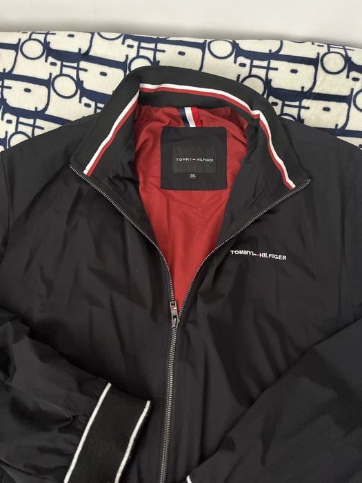 Ветровка Tomy hilfiger